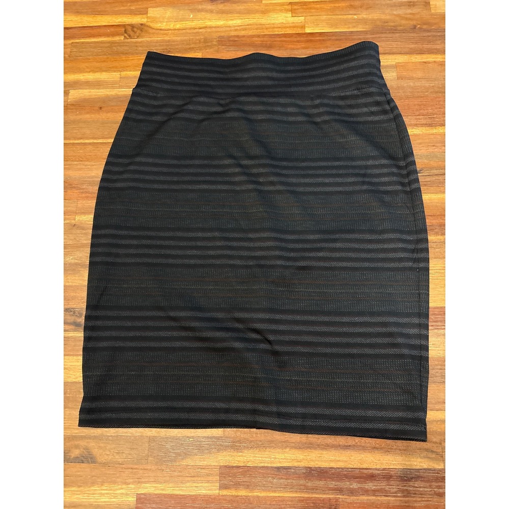 Joe B Pencil Skirt Women Medium Black Striped Excellent Stretch Pull On B717614S